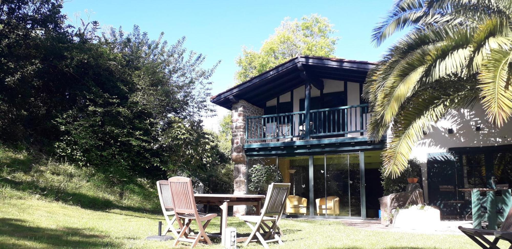 Domaine Xixtaberri Hotel Cambo-les-Bains Exterior foto