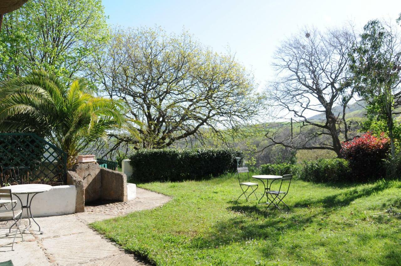 Domaine Xixtaberri Hotel Cambo-les-Bains Exterior foto
