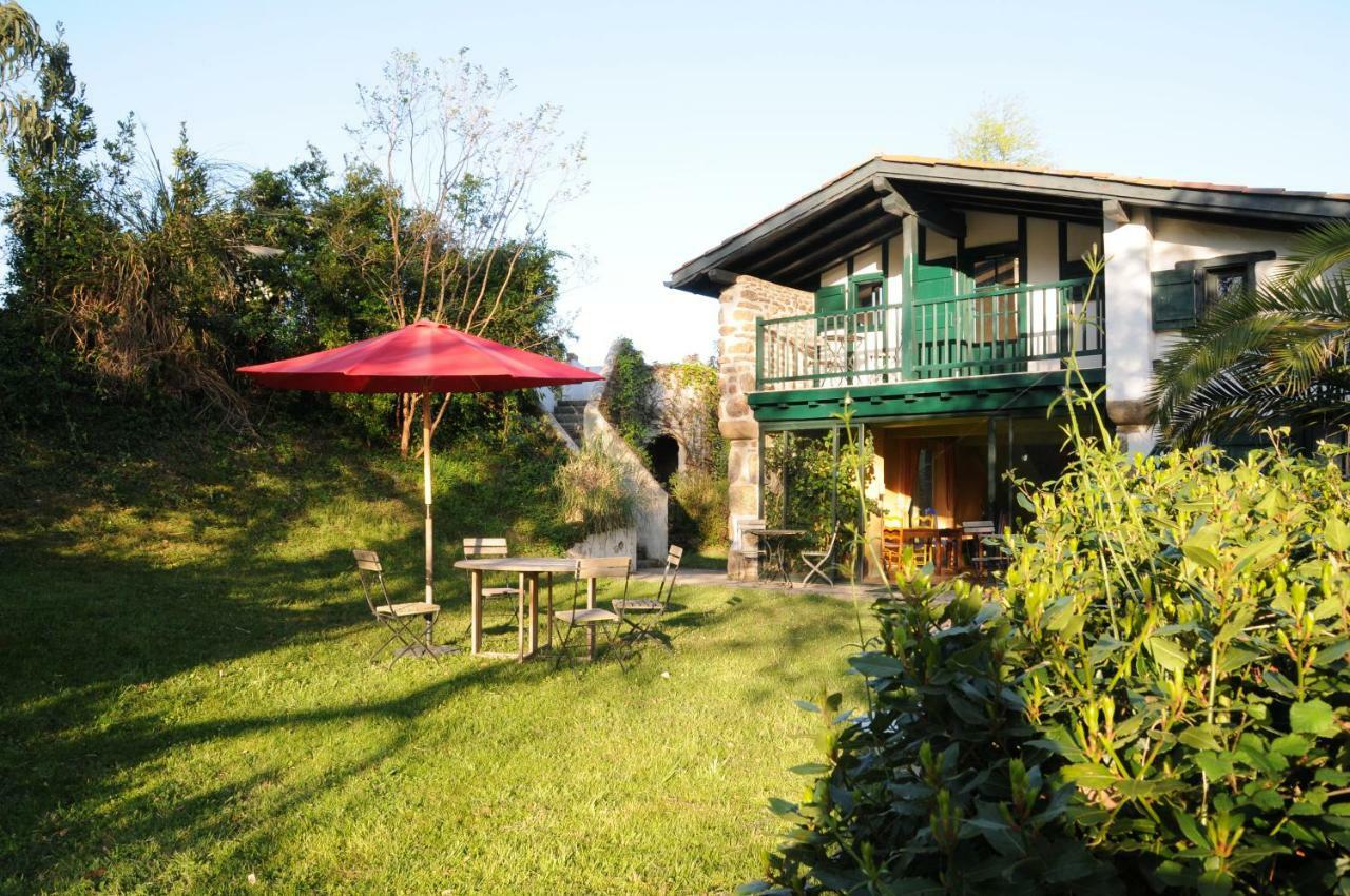 Domaine Xixtaberri Hotel Cambo-les-Bains Exterior foto